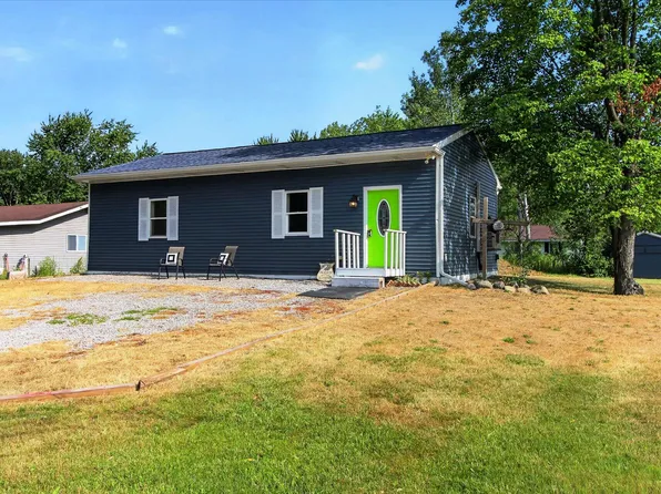 8048 Seventeen Mile Rd, Rodney, MI 49342