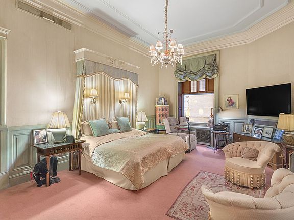 3rd image of 121 Central Park W APT 15