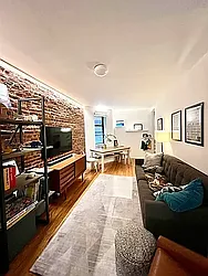 711 Carroll Street, #3L