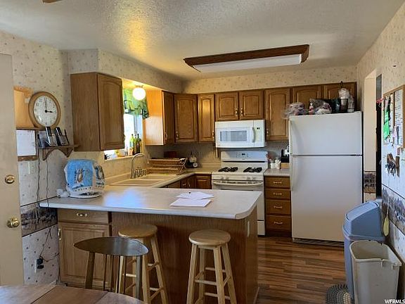 3rd image of 5270 W Woodgrove Cir