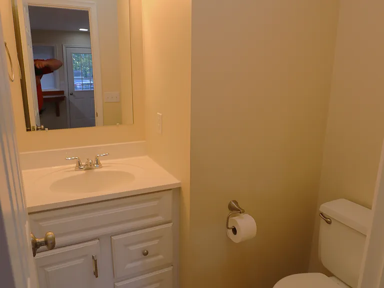 208 Manchester Dr #208 — Photo 12