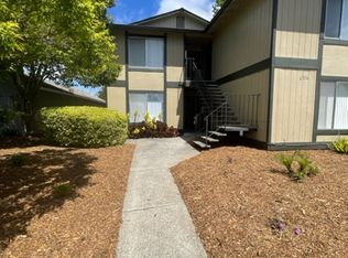 6516 Country Club Dr #B, Rohnert Park, CA 94928