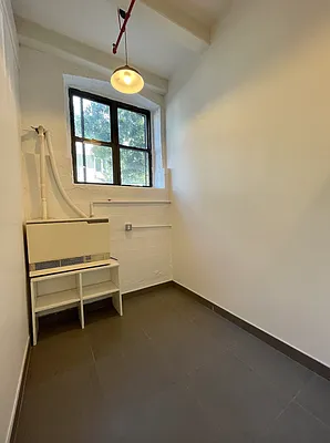 Rented by Carnegie Management Inc | media 5