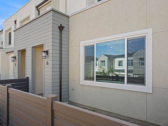 2nd image of 763 Makani St Unit 6