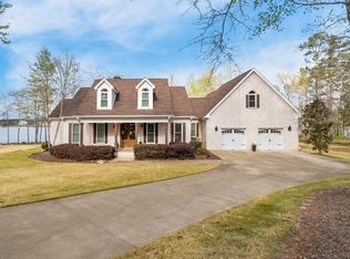 1565 Cedar Creek Dr, Sylacauga, AL 35151