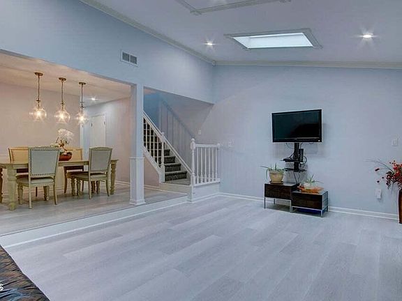 5th image of 57 Chestnut Way