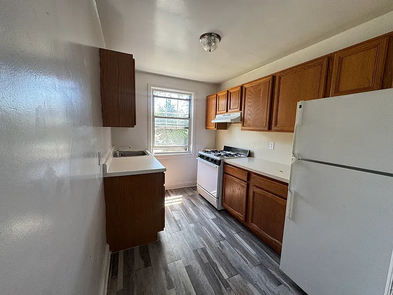 148-35 Bayside Ave #3D — Photo 5