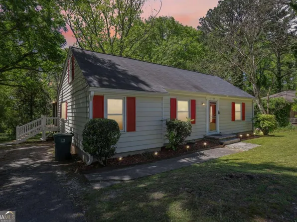 2488 Glendale Cir SE, Smyrna, GA 30080