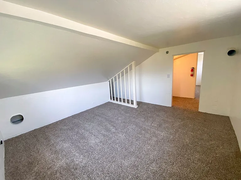 125 W Micheltorena St #B — Photo 15