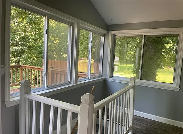 3 bed, 1200 sqft, $1,575 — Photo 3