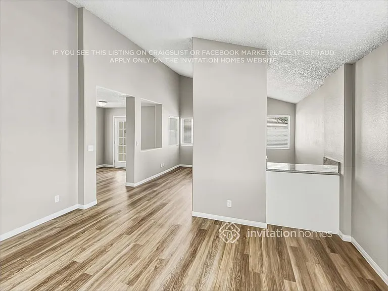 3301 Hyannis Cir — Photo 6