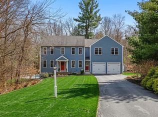 9 Great Acres Dr, Hanover, MA 02339