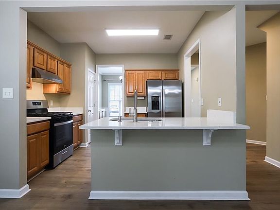 4th image of 2216 Worrall Hill Dr