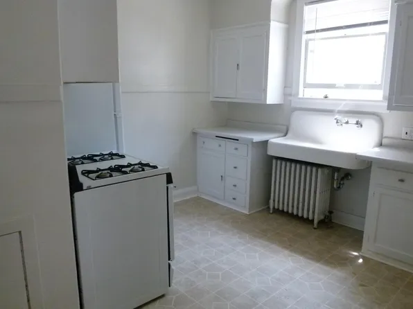 2109 University Ave, Madison, WI 53726
