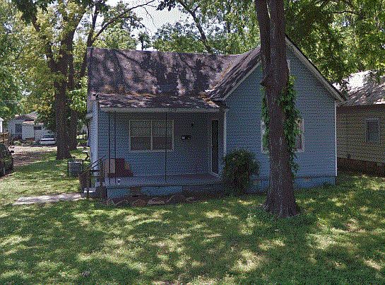 2nd image of 1310 W Long 17th St