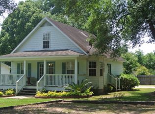 9255 Pinewood Ave, Elberta, AL 36530