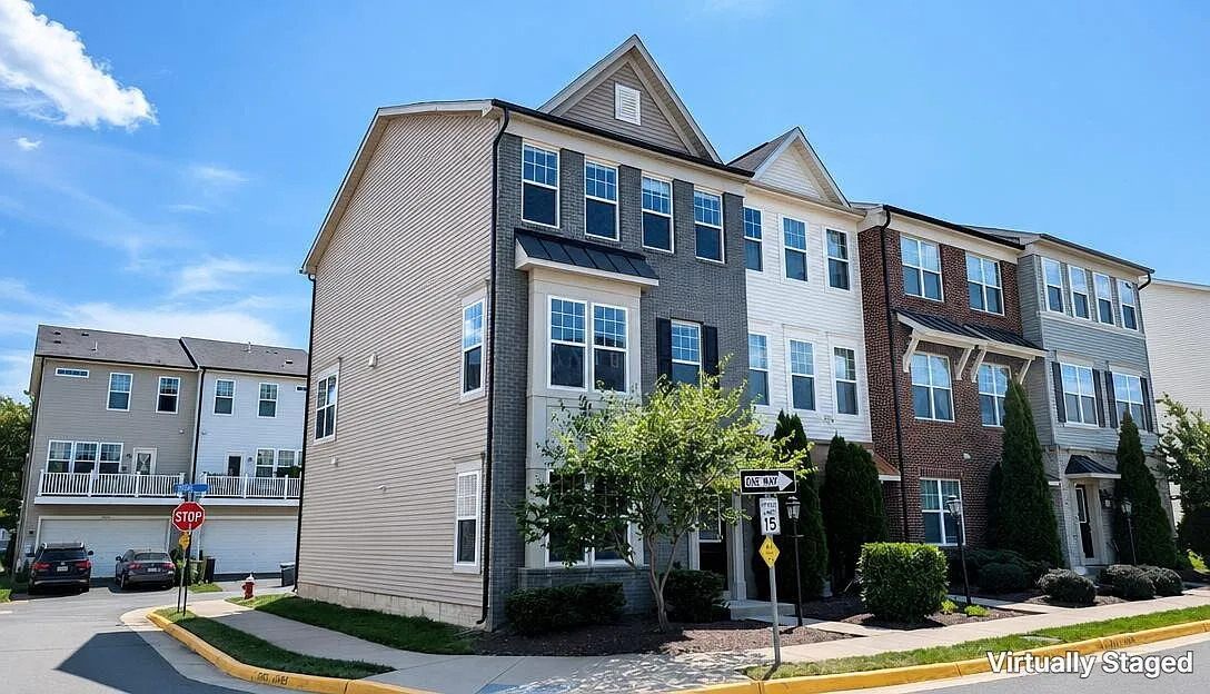3 bed, 2.5 bath, 2000 sqft, $2,900 — Photo 4