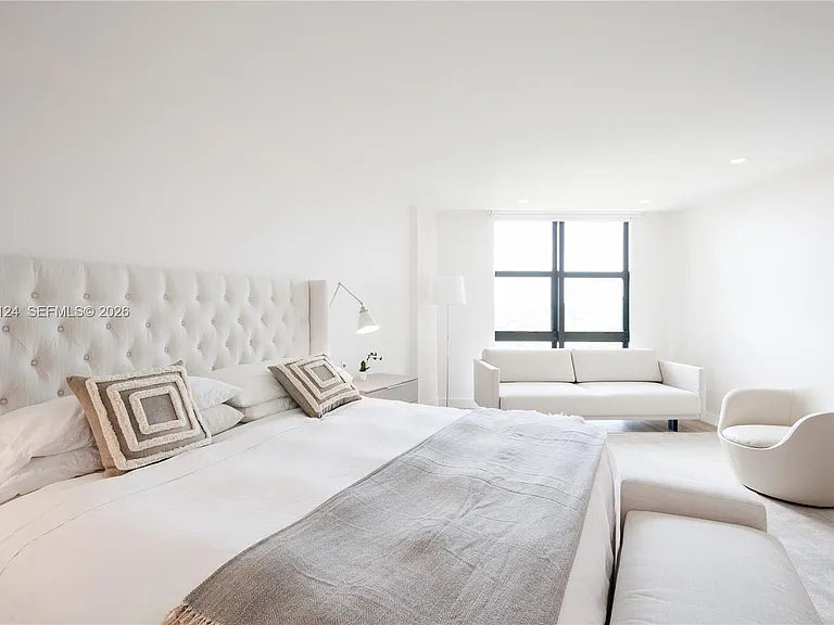 1121 Crandon Blvd #D301 — Photo 28