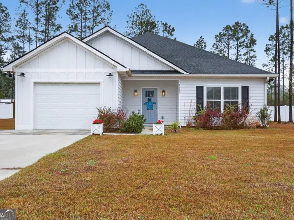 1616 Ashantilly Dr, Darien, GA 31305