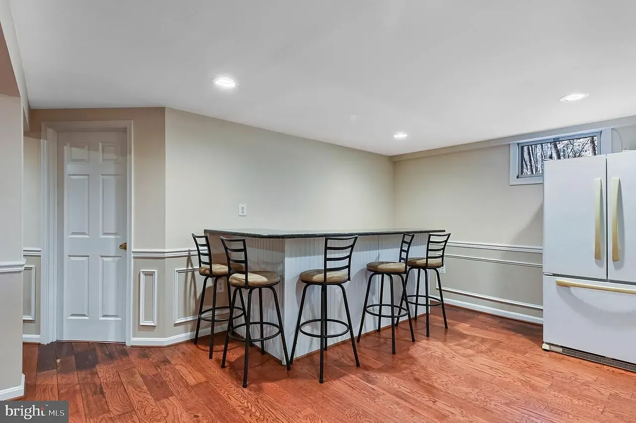 1 bed, 1200 sqft, $1,950 — Photo 1