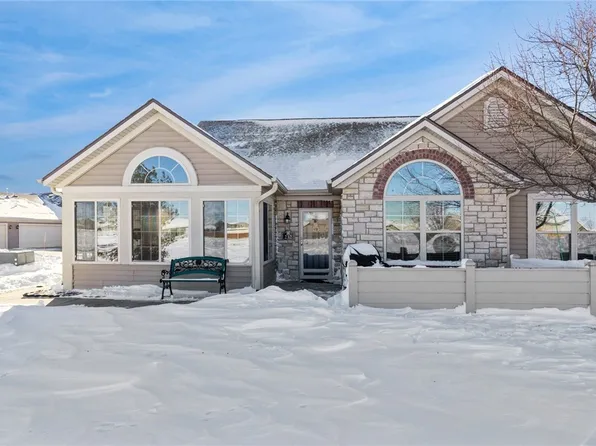 3305 SE Glenstone Dr Unit 232, Grimes, IA 50111