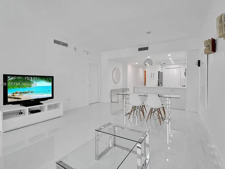 244 Biscayne Blvd #2005 — Photo 13