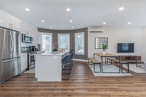 843 Columbia Rd #1A Photo 1