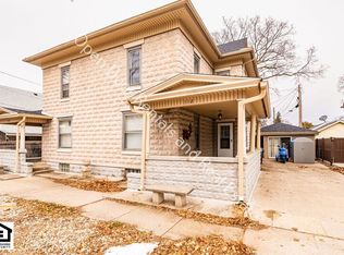 112 W 2nd St, Auburn, IN 46706