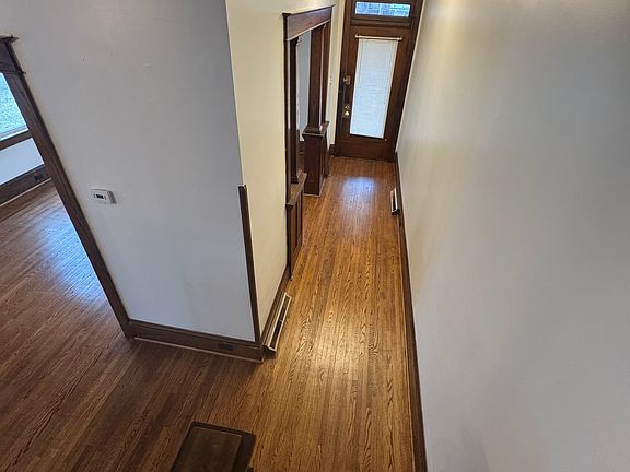 3rd image of 17732B Virginia Ave