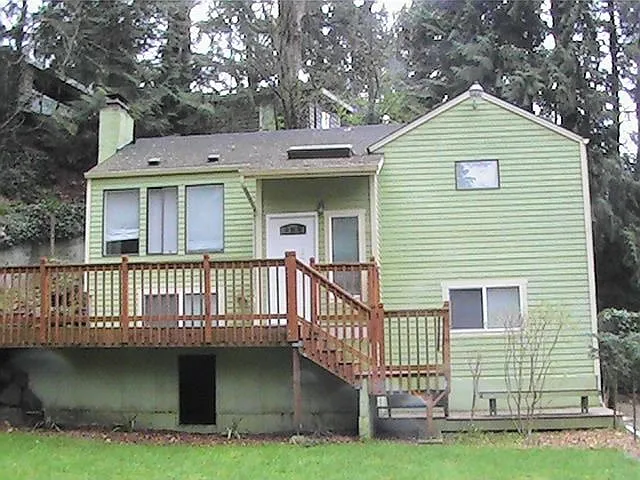 18502 61st Ave NE photo 1