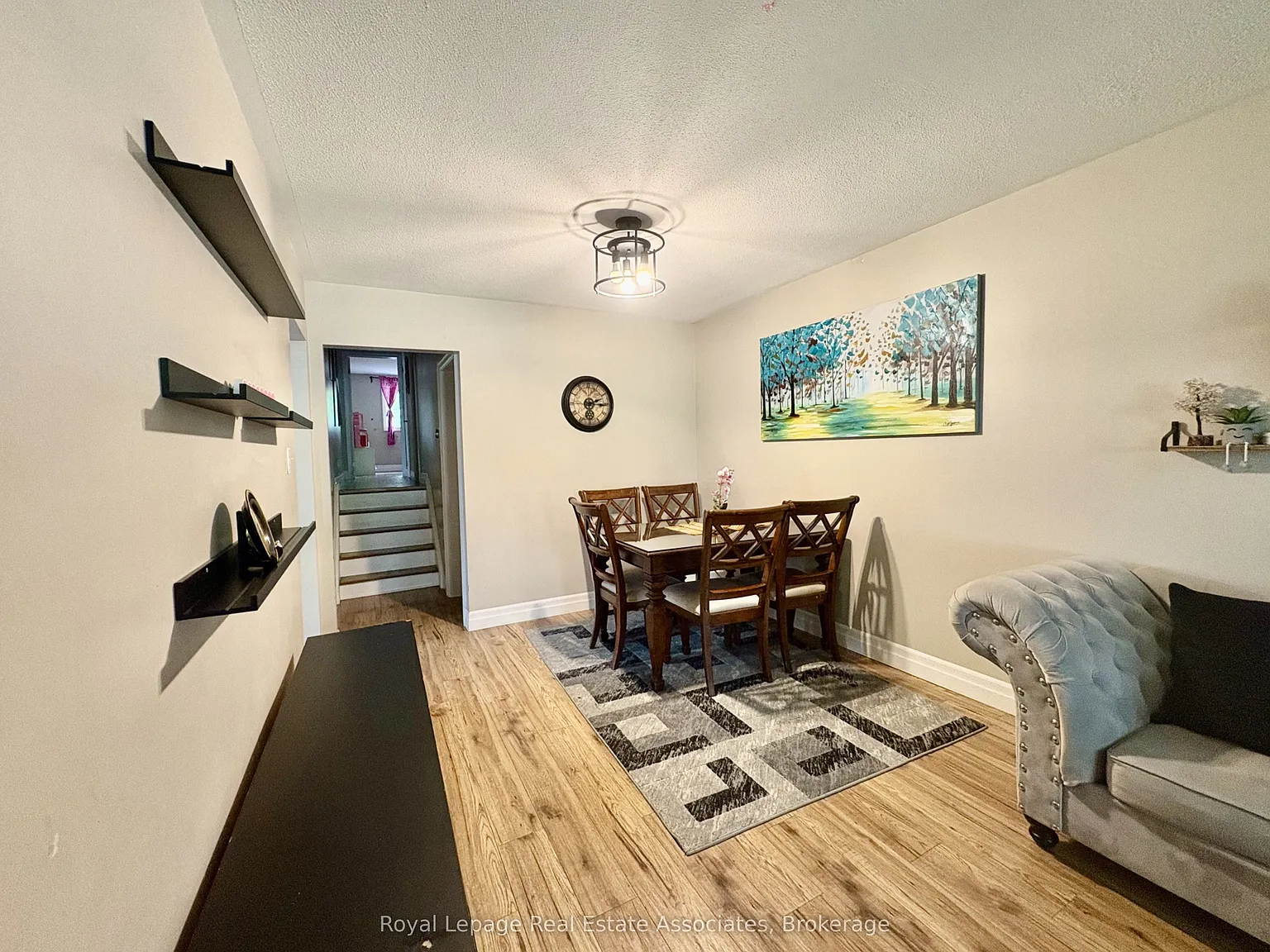 3 bed, $2,700 — Photo 2