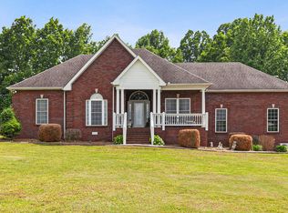 150 Watercrest Ln, Red Boiling Springs, TN 37150