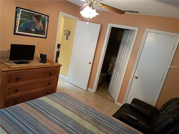 5th image of 6148 Westgate Dr APT 303