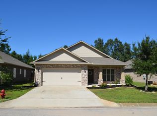 8389 New Orleans Ct, Navarre, FL 32566