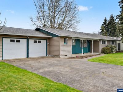 555 Sacre Ln N, Monmouth, OR, 97361
