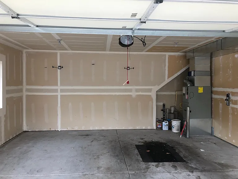 202 Dallas St — Photo 9