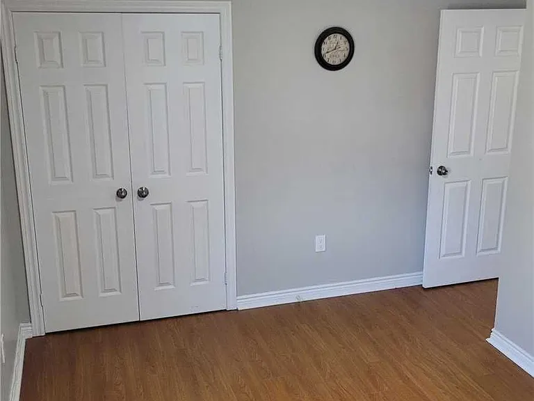 1107 Thoresby Dr — Photo 11
