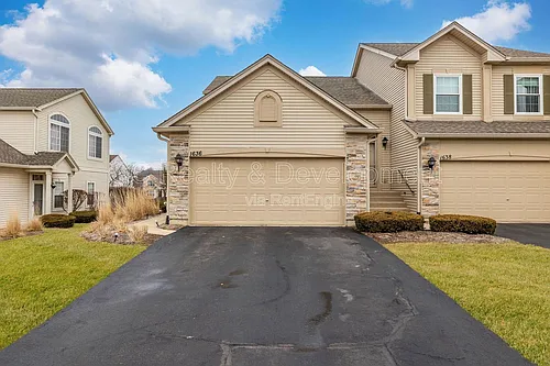 1636 Fredericksburg Ln Photo 1