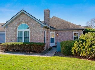 3820 Falls Circle Dr #23, Hilliard, OH