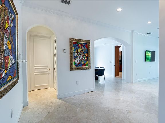 2nd image of 231 Atlantic Ave