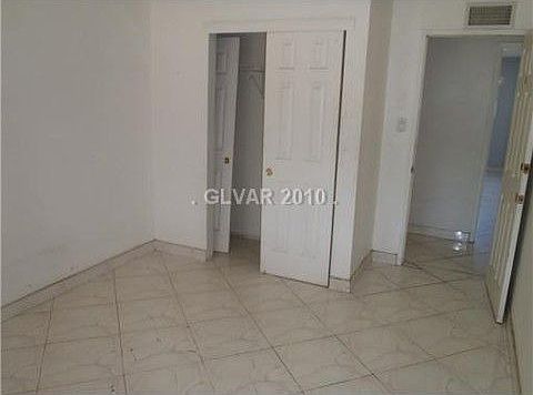 5th image of 3094 Palmdale St