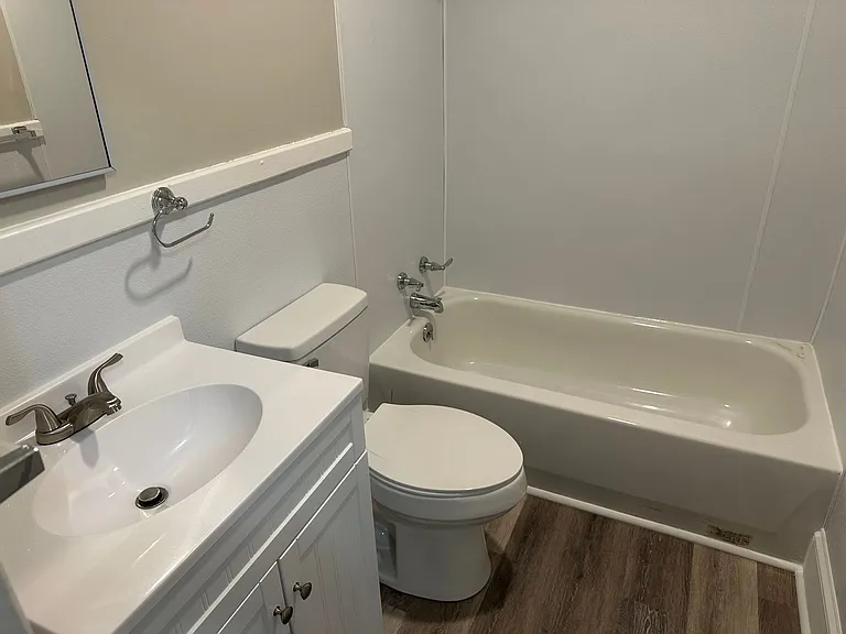 449 Stanley Ave — Photo 14