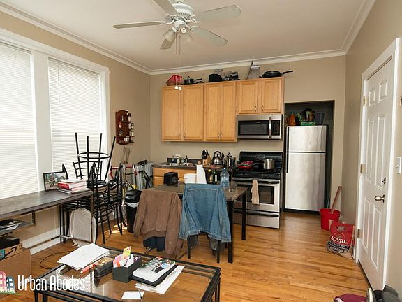 5th image of 4450 N Ashland Ave #302
