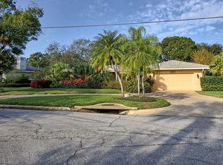 304 Osceola Rd, Belleair, FL 33756