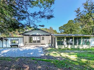 1812 Ridge Rd, Jeannette, PA 15644