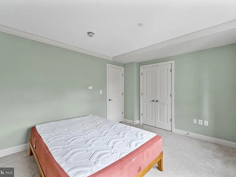 1701 Locust St #15-1901 — Photo 23