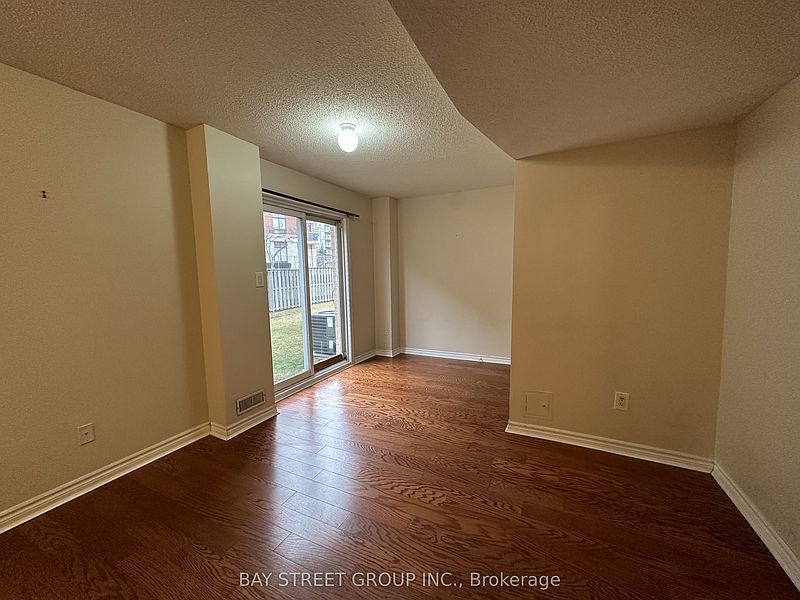 Markham Townhouse for rent - 4 Bedrooms — photo 27