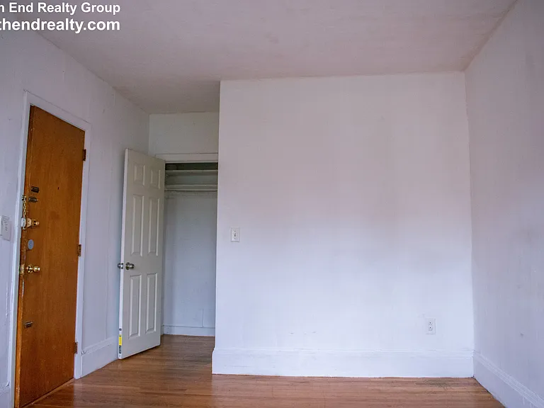 762 Huntington Ave #5 — Photo 8