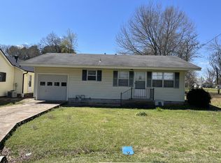 804 Arkansas St, Danville, AR 72833