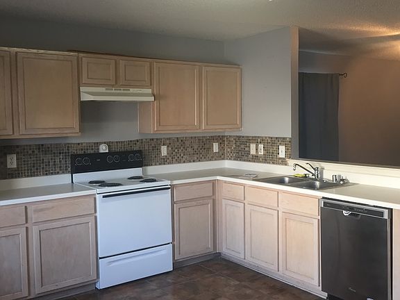 5th image of 4414 Cedar Crest Dr